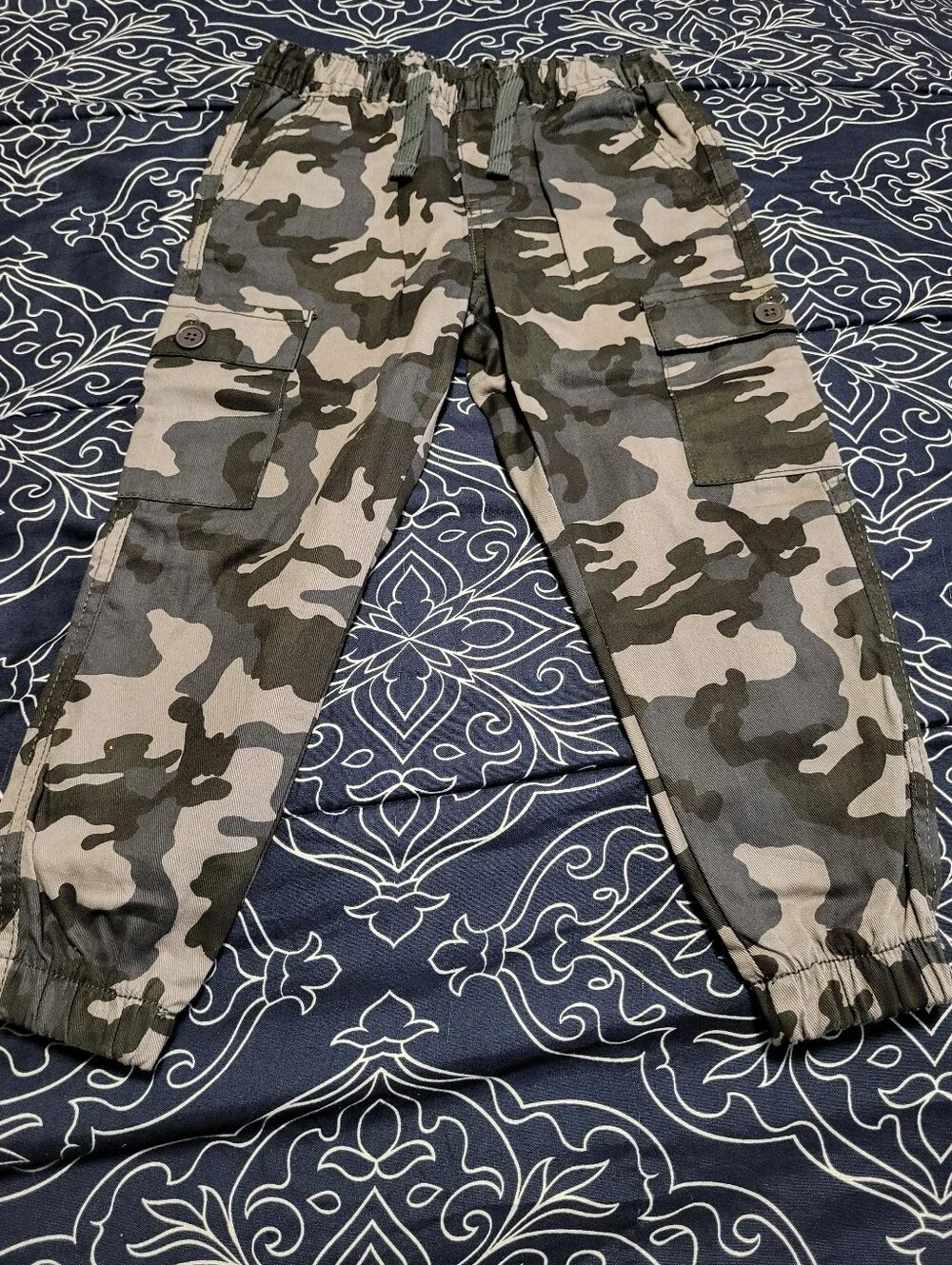 Kids Gray Camo Cargo Jogger Pants - Elastic Waist & Pockets